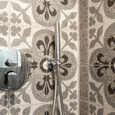 The Italian Design - 10 Minutes To Duomo Apartman *